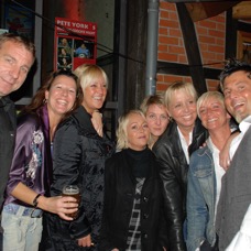 bogartparty08109.jpg